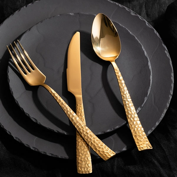 Тарелка мелк. «Базальт»; керамика; D=25,H=2см; черный