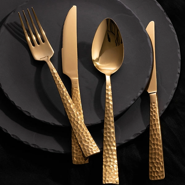 Тарелка мелк. «Базальт»; керамика; D=25,H=2см; черный