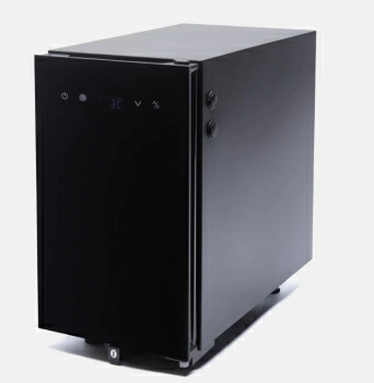 Холодильник ICEBOX MC8DAST