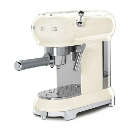 Кофемашина-эспрессо Smeg ECF01CREU