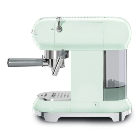 Кофемашина-эспрессо Smeg ECF01PGEU