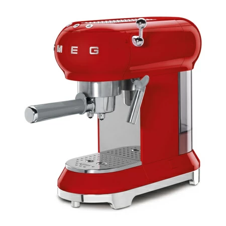 Кофемашина-эспрессо Smeg ECF01RDEU