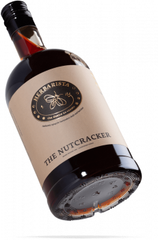 Фото Сироп Herbarista The Nutcracker Лесной орех с черным орехом 700 мл Сироп Herbarista The Nutcracker Лесной орех с черным орехом 700 мл