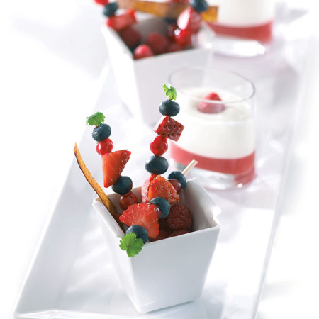 Блюдо; фарфор; H=1.5,L=26,B=11см; белый