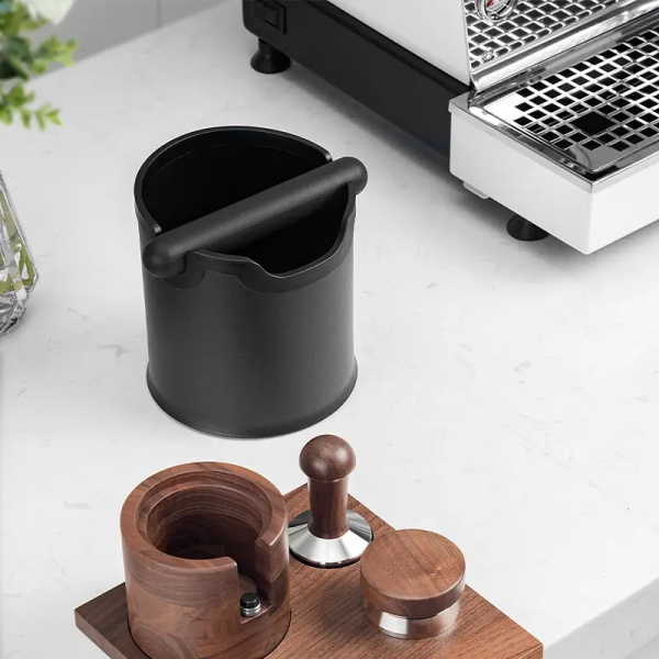 Нок-бокс LBS большой пластиковый черный