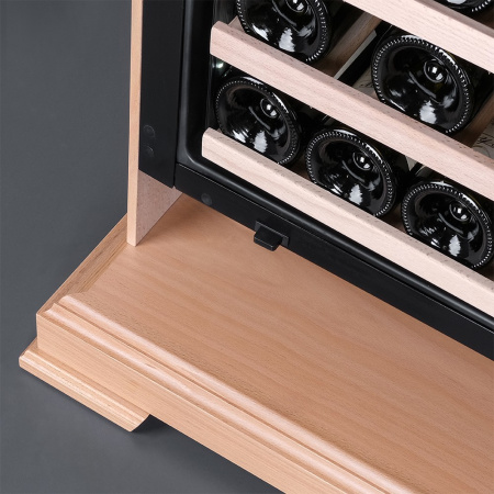 Винный шкаф Meyvel MV46PRO-KBT2 обшитый деревом