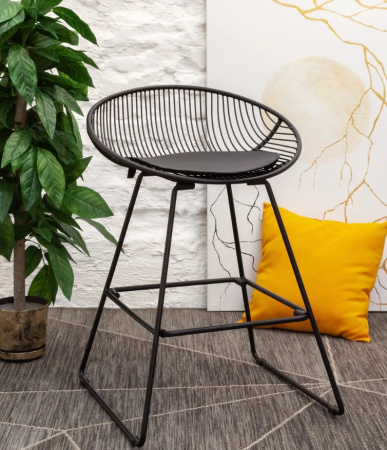 Стул полубарный UFO черный с черной подушкой