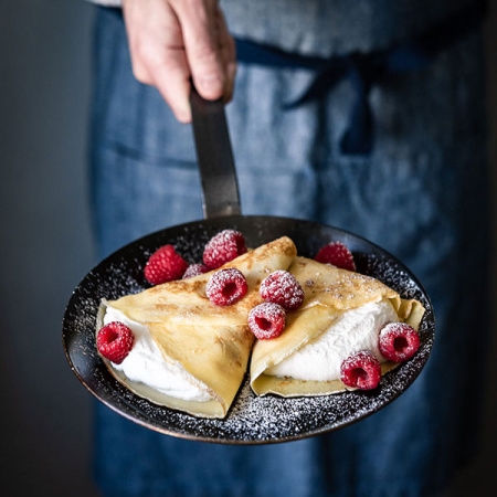 Сковорода; голуб.сталь; D=22,H=2.5,L=41.5см; серый