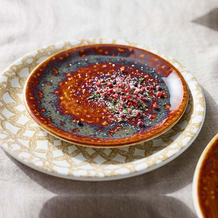 Тарелка  мелкая «Везувиус»; фарфор; амбер