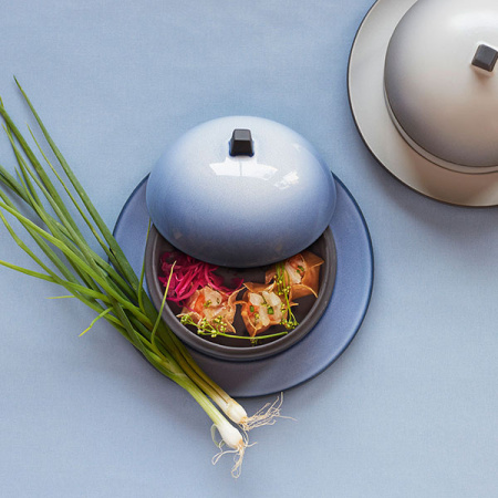 Фото Блюдо для подачи Revol Экинокс Д=22 В=13 см серый Блюдо для подачи Revol Экинокс Д=22 В=13 см серый