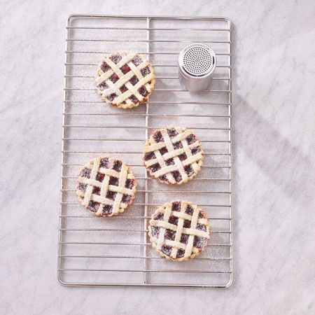 Фото Сотейник; сталь нерж.; 2.4л; D=18,H=9.5см; металлич. Сотейник; сталь нерж.; 2.4л; D=18,H=9.5см; металлич.