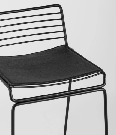 Стул полубарный Danny черный с черной подушкой