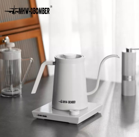 Фото Чайник электрический MHW-3Bomber Assassin 600 мл Чайник электрический MHW-3Bomber Assassin 600 мл