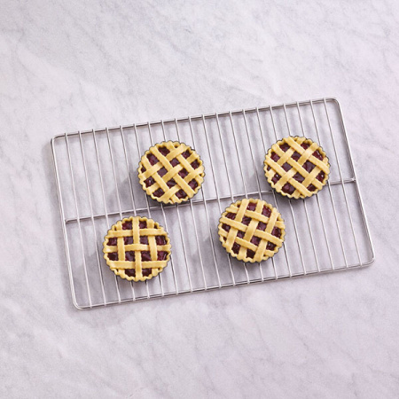 Фото Сотейник; сталь нерж.; 2.4л; D=18,H=9.5см; металлич. Сотейник; сталь нерж.; 2.4л; D=18,H=9.5см; металлич.