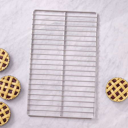 Фото Сотейник; сталь нерж.; 2.4л; D=18,H=9.5см; металлич. Сотейник; сталь нерж.; 2.4л; D=18,H=9.5см; металлич.