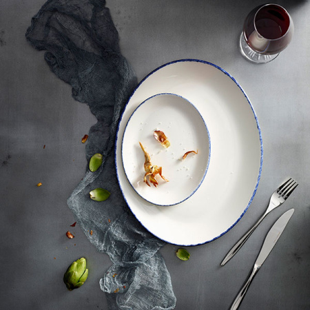 Блюдо овал. «Блю дэппл»; фарфор; H=2,L=34,B=27см; белый,синий