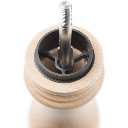 Мельница для перца метал.мех.; дерево,металл; D=5.5,H=18см; св. дерево