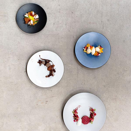 Тарелка  мелкая «Экинокс»; фарфор; D=24,H=3см; черный