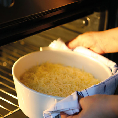 Фото Кастрюля для сервировки с крышкой «Революшн»; керамика; 0.5л; D=136,H=92мм; белый,желт. Кастрюля для сервировки с крышкой «Революшн»; керамика; 0.5л; D=136,H=92мм; белый,желт.