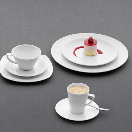 Фото Тарелка мелкая «Опшенс»; фарфор; D=20,H=1.5см; белый Тарелка мелкая «Опшенс»; фарфор; D=20,H=1.5см; белый