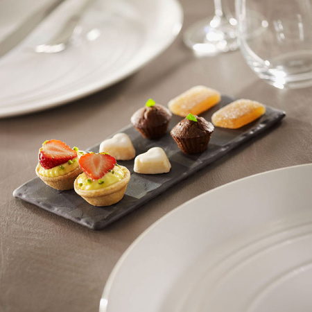 Блюдо прямоугольное «Базальт»; фарфор; L=20,B=10см; черный,матовый