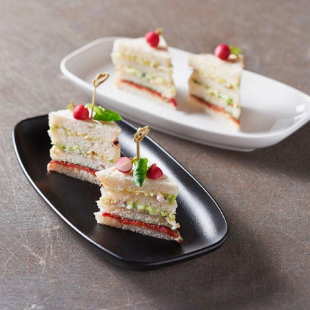 Блюдо прямоуг.; фарфор; H=2.9,L=24,B=12.5см; белый