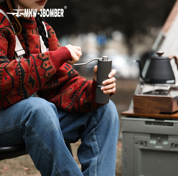 Фото Кофемолка ручная MHW-3Bomber Race M1 Кофемолка ручная MHW-3Bomber Race M1