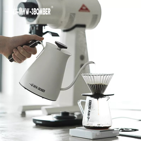 Фото Чайник электрический MHW-3Bomber Orbit 800 мл Чайник электрический MHW-3Bomber Orbit 800 мл