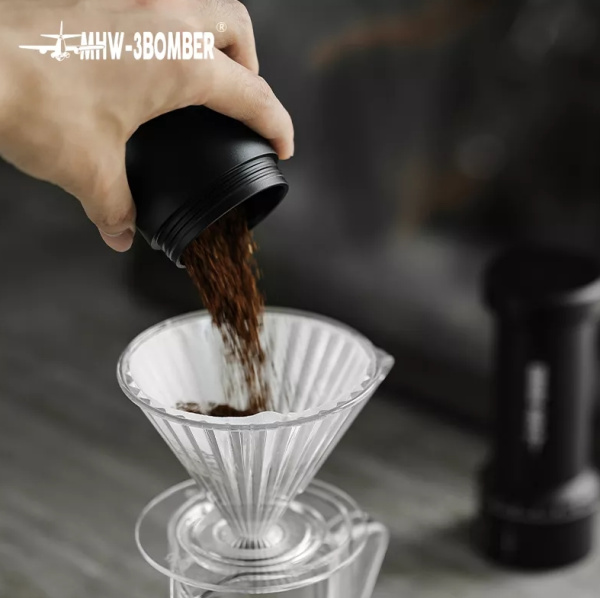 Фото Кофемолка ручная MHW-3Bomber Voyager Кофемолка ручная MHW-3Bomber Voyager