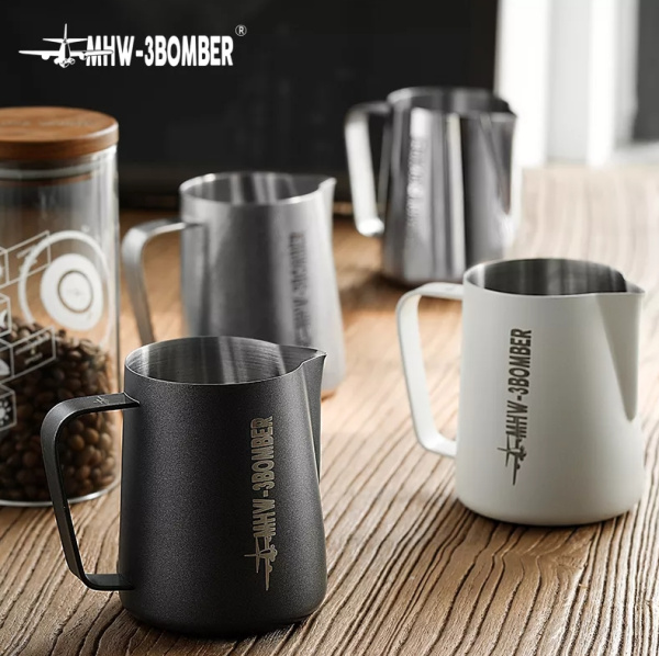 Питчер MHW-3Bomber 3.0 450 мл черный