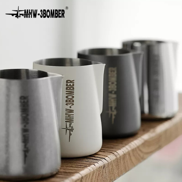 Питчер MHW-3Bomber 3.0 450 мл антрацит